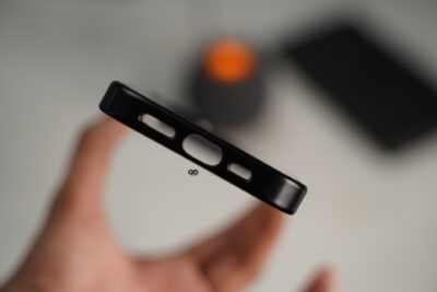 Black Transparent shockproof case with colored border For iPhone 15/15 Plus