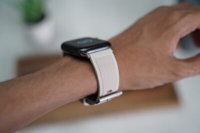 Sand Beige Waterproof Silicone Sports Band with Buckle for Apple Watch 44MM 45MM 46MM Series 4 5 6 7 8 9 10 11 (SE 2 3 Gen)