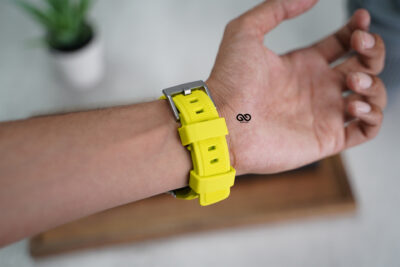 Electric Neon Waterproof Silicone Sports Band with Buckle for Apple Watch 44MM 45MM 46MM Series 4 5 6 7 8 9 10 11 (SE 2 3 Gen)