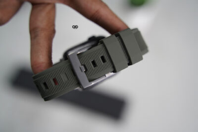 Army Green Waterproof Silicone Sports Band with Buckle for Apple Watch 44MM 45MM 46MM Series 4 5 6 7 8 9 10 11 (SE 2 3 Gen)