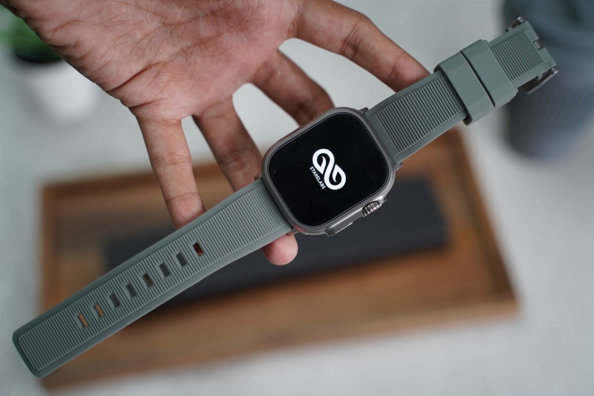 Grey Waterproof Silicone Sports Band with Buckle For Apple Watch 49 (Series Ultra/Ultra 2/Ultra 3)