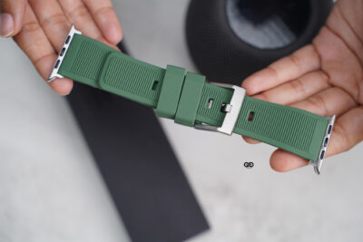 Forest Green Waterproof Silicone Sports Band with Buckle For Apple Watch 49 (Series Ultra/Ultra 2/Ultra 3)