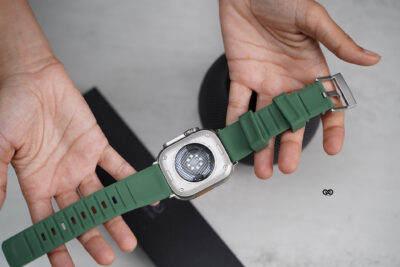 Forest Green Waterproof Silicone Sports Band with Buckle For Apple Watch 49 (Series Ultra/Ultra 2/Ultra 3)