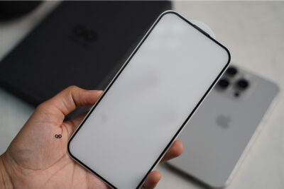Dustgrill Tempered Glass For iPhone 15/15Plus/15Pro/15Pro Max