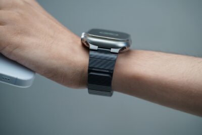 Carbon Textured Strap With Magnetic Closure For Apple Watch 49 Series Ultra1 2 3 4 24 Carbon Textured Strap With Magnetic Closure For Apple Watch 49 Series Ultra1 2 3 4 - Image 6