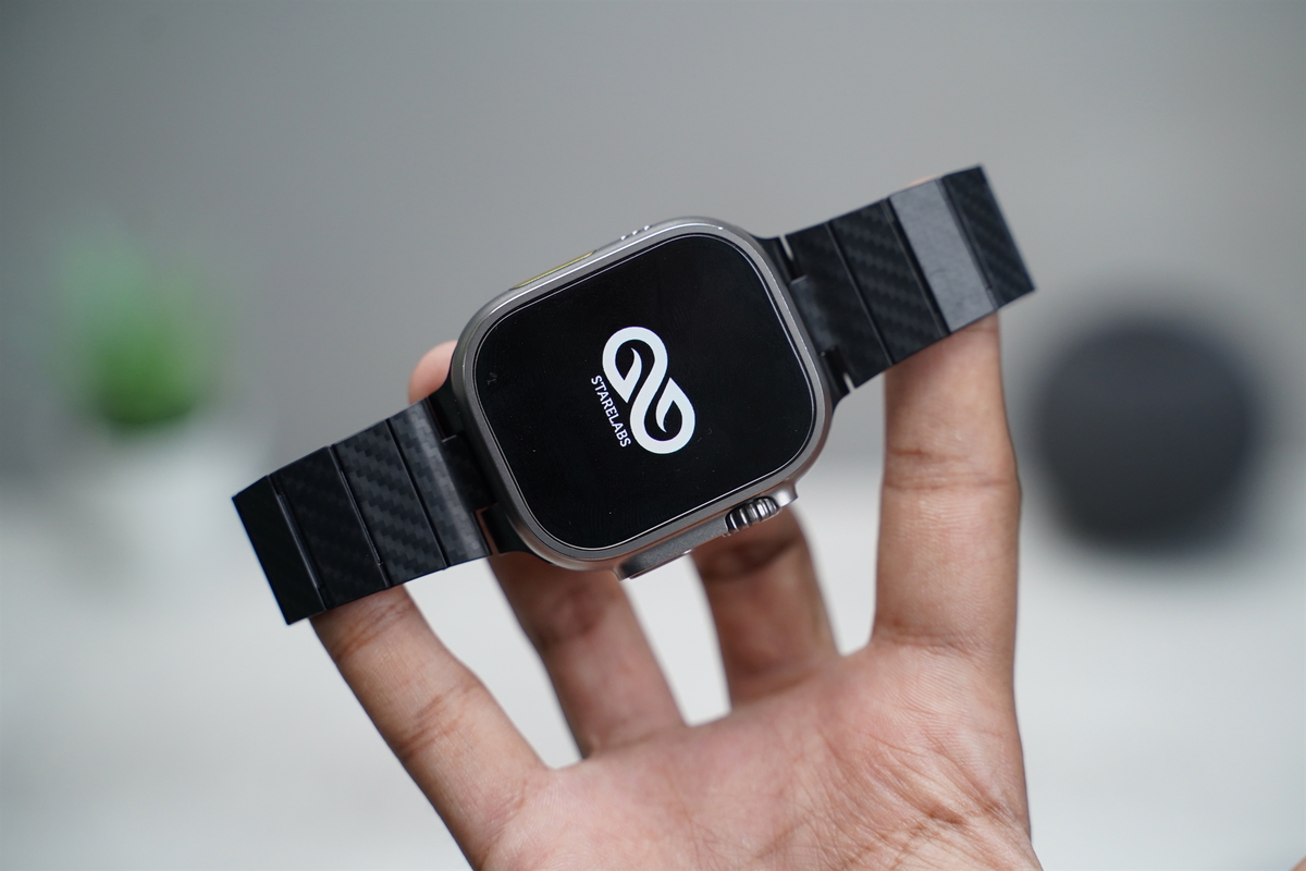 Carbon Textured Strap With Magnetic Closure For Apple Watch 49 Series Ultra1 2 3 4 14 Carbon Textured Strap With Magnetic Closure For Apple Watch 49 Series Ultra1 2 3 4 - Image 14