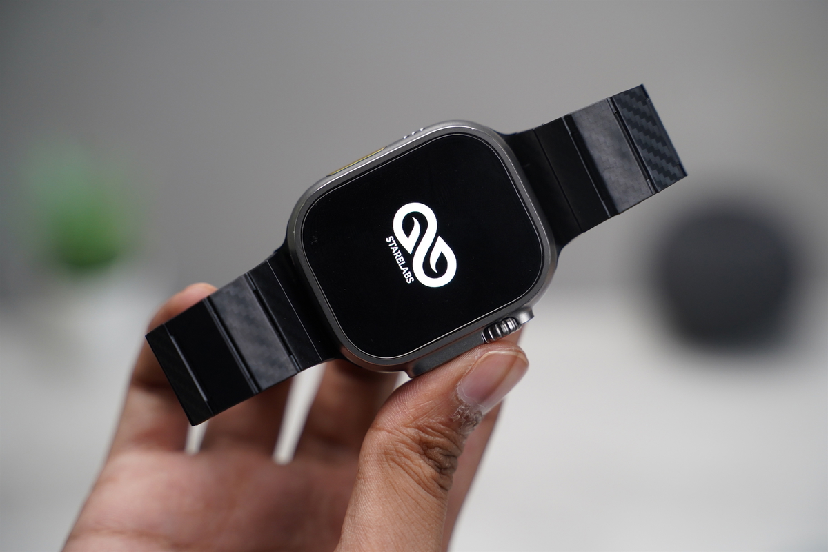 Carbon Textured Strap With Magnetic Closure For Apple Watch 49 Series Ultra1 2 3 4 18 Carbon Textured Strap With Magnetic Closure For Apple Watch 49 Series Ultra1 2 3 4 - Image 18