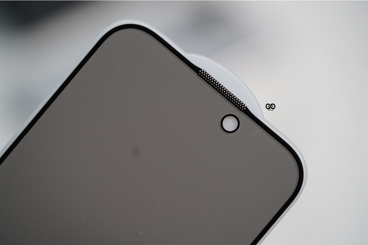 Privacy Tempered Glass For iPhone 16/16 Plus/16 Pro/16 Pro Max