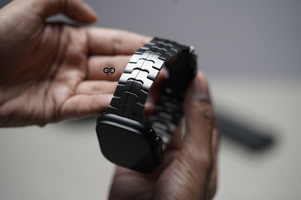 Titanium Link Chain Strap For Apple Watch 49 (Series Ultra/Ultra 2/Ultra 3)