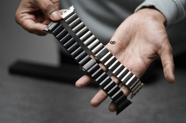 Ultra Modern Titanium Strap For Apple Watch 49 MM Series Ultra/Ultra 2
