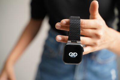 Carbon Textured Strap With Magnetic Closure for Apple Watch 44MM 45MM 46MM Series 4 5 6 7 8 9 10 11 (SE 2 3 Gen)