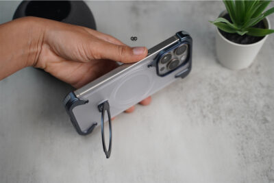 Frameless Armored Case with Kickstand Feature