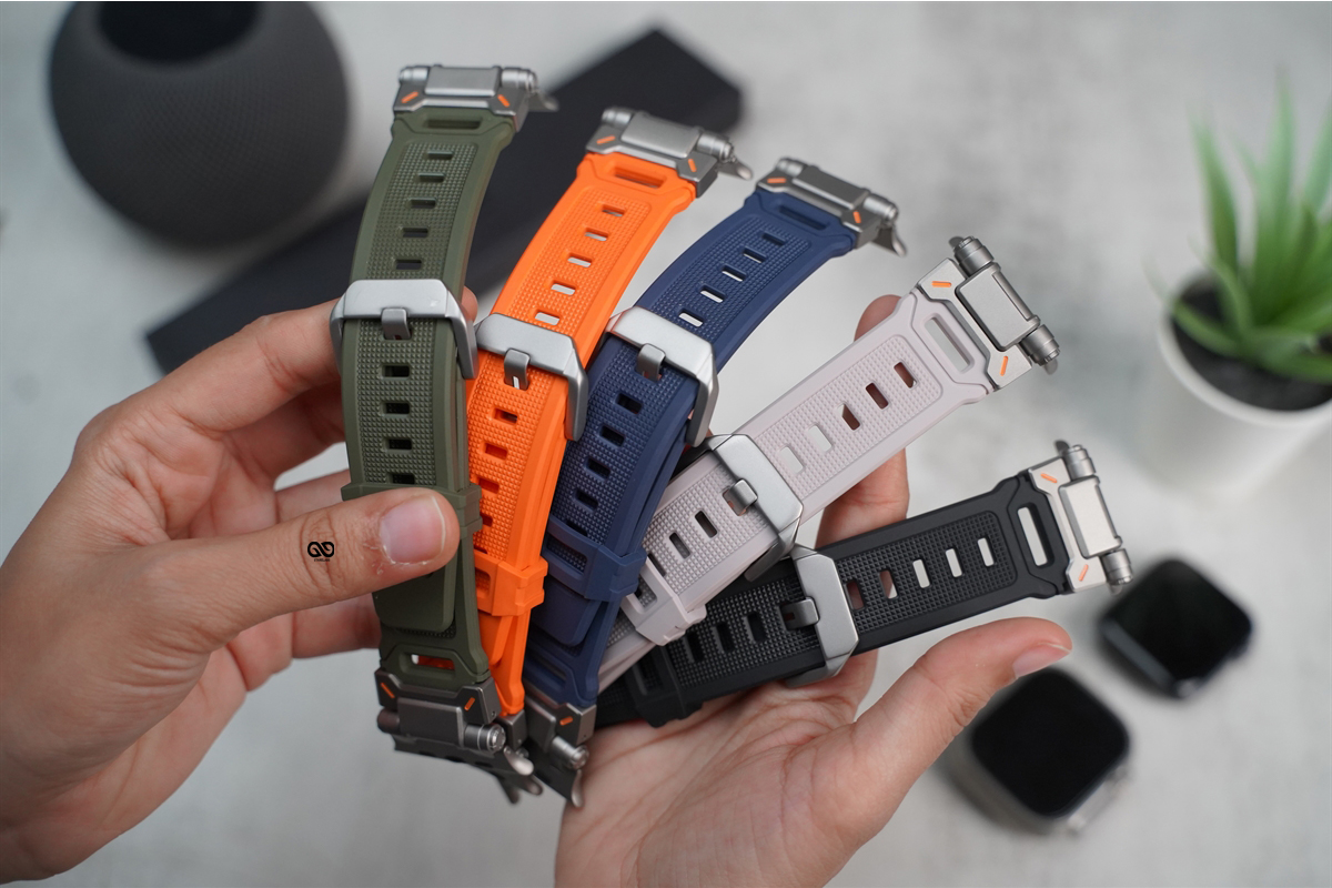 Titanium Buckle Band With Silicone Strap For Apple Watch 44MM 45MM 46MM Series 4 5 6 7 8 9 10 11 (SE 2 3 Gen)