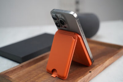 MagSafe Vegan Leather Card Holder and Stand