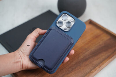 MagSafe Vegan Leather Card Holder and Stand