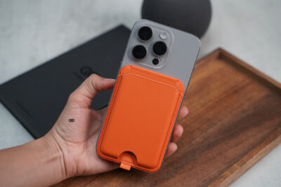 MagSafe Vegan Leather Card Holder and Stand