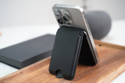 MagSafe Vegan Leather Card Holder and Stand
