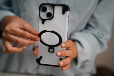 Frameless Armored Case with Kickstand Feature