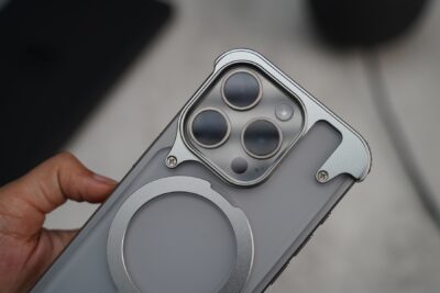 Frameless Armored Case with Kickstand Feature