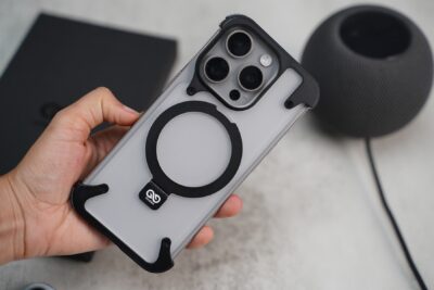 Frameless Armored Case with Kickstand Feature