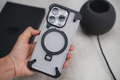Frameless Armored Case with Kickstand Feature