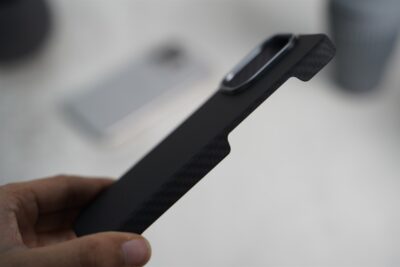 Magsafe Real Aramid Carbon Fiber Case With Open Side For iPhone 14 Pro 64 Magsafe Real Aramid Carbon Fiber Case With Open Side For iPhone 14 Pro