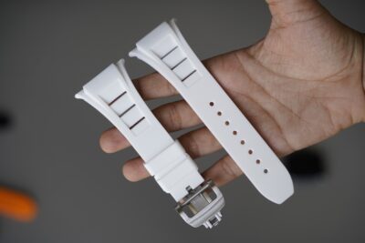 Vented FKM Rubber Band With 316L Buckle Closure For Apple Watch 44MM 45MM 46MM Series 4 5 6 7 8 9 10 11 (SE 2 3 Gen)