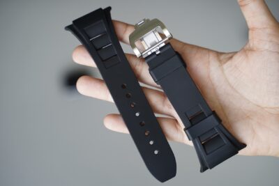 Vented FKM Rubber Band With 316L Buckle Closure For Apple Watch 44MM 45MM 46MM Series 4 5 6 7 8 9 10 11 (SE 2 3 Gen)