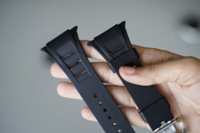 Vented FKM Rubber Band With 316L Buckle Closure For Apple Watch 44MM 45MM 46MM Series 4 5 6 7 8 9 10 11 (SE 2 3 Gen)