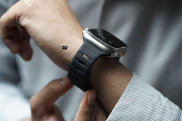 Black Waterproof Silicone Sports Bands for Apple Watch 49 MM Series Ultra/Ultra 2