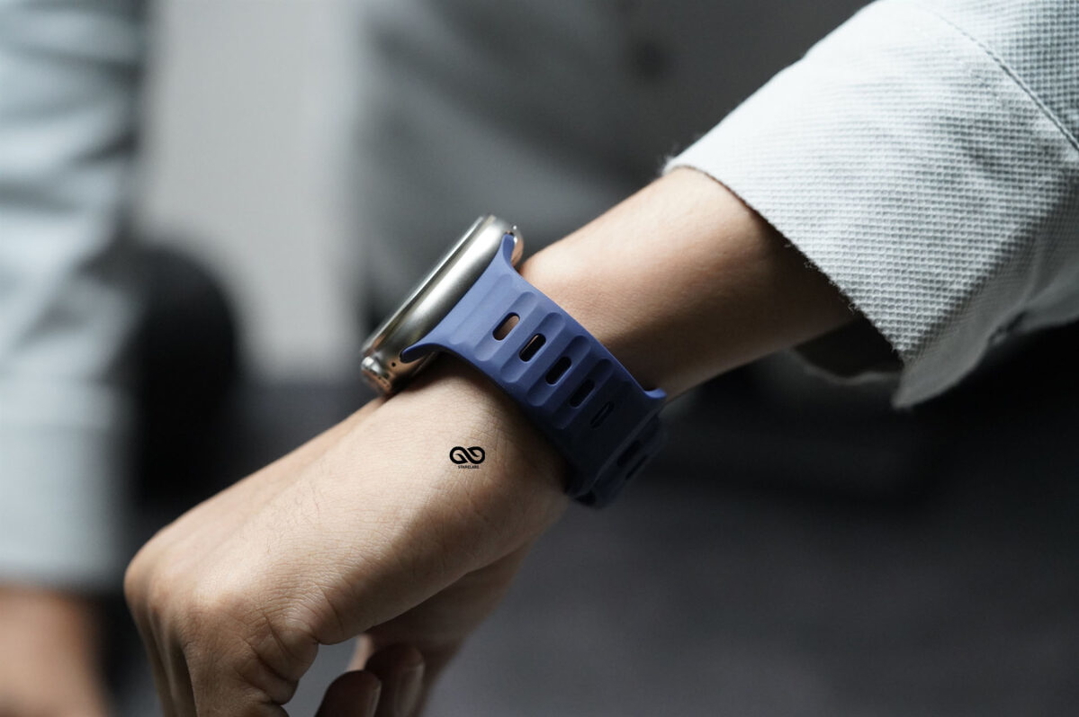 Deep Navy Waterproof Silicone Sports Bands For Apple Watch 49 MM (Series Ultra/Ultra 2/Ultra 3)