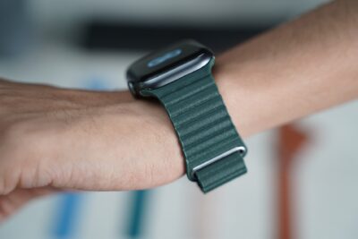 Pine Green Magnetic Leather Loop for Apple Watch 44MM 45MM 46MM Series 4 5 6 7 8 9 10 SE SE 2 Gen