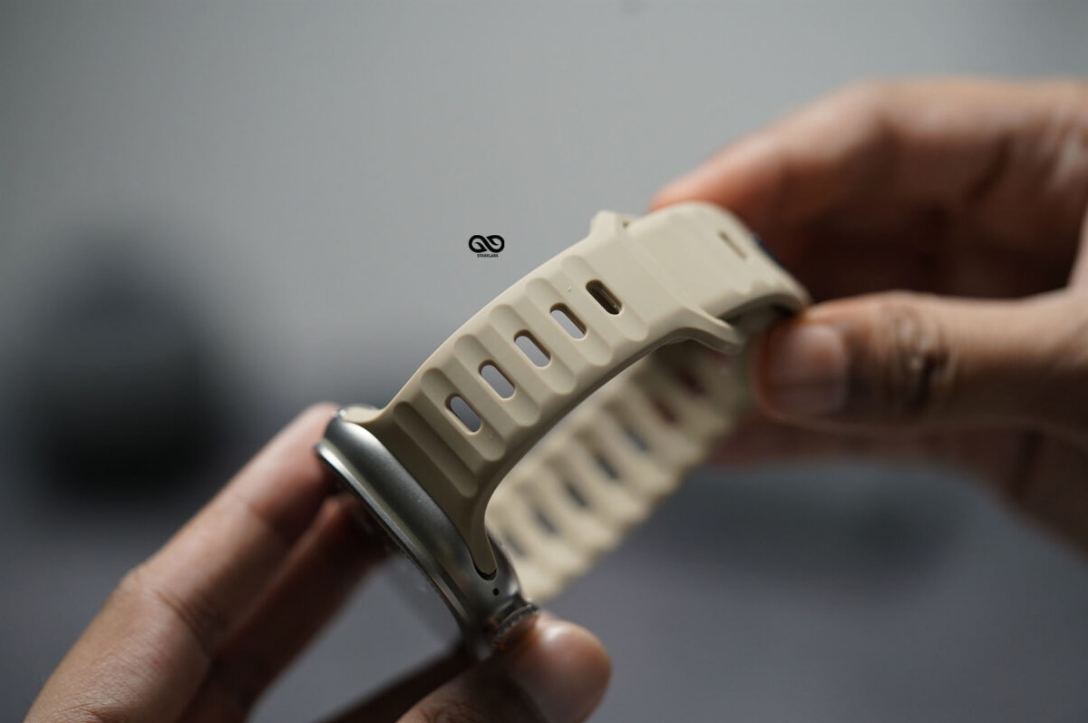 Sand Yellow Waterproof Silicone Sports Bands For Apple Watch 49 (Series Ultra/Ultra 2/Ultra 3)