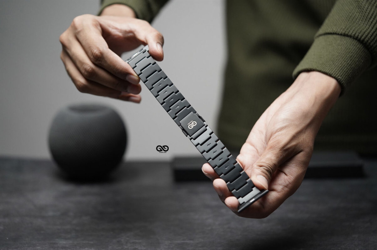 Matte Titanium Band for Apple Watch 49 MM (Series Ultra/Ultra 2/Ultra 3)