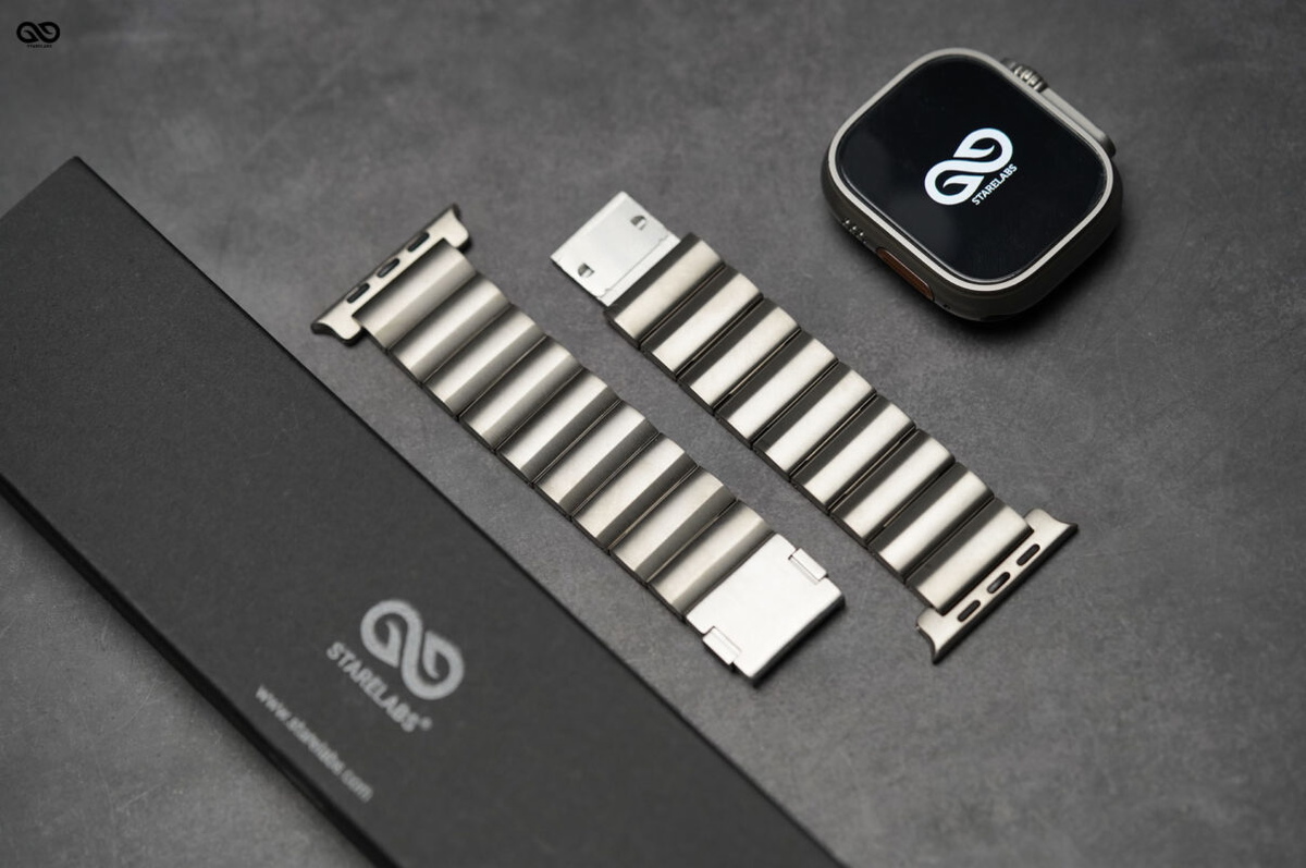 Matte Titanium Band for Apple Watch 49 MM (Series Ultra/Ultra 2/Ultra 3)