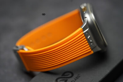 Classic Silicone Band With Stainless Steel Buckle Strap For Apple Watch 49 (Series Ultra/Ultra 2/Ultra 3)