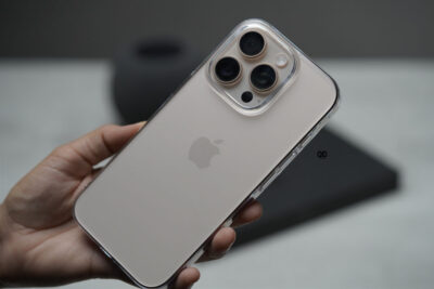 Transparent Slim Hard Case For iPhone 16/16Plus/16 Pro/16 Pro Max (Non Yellowing)