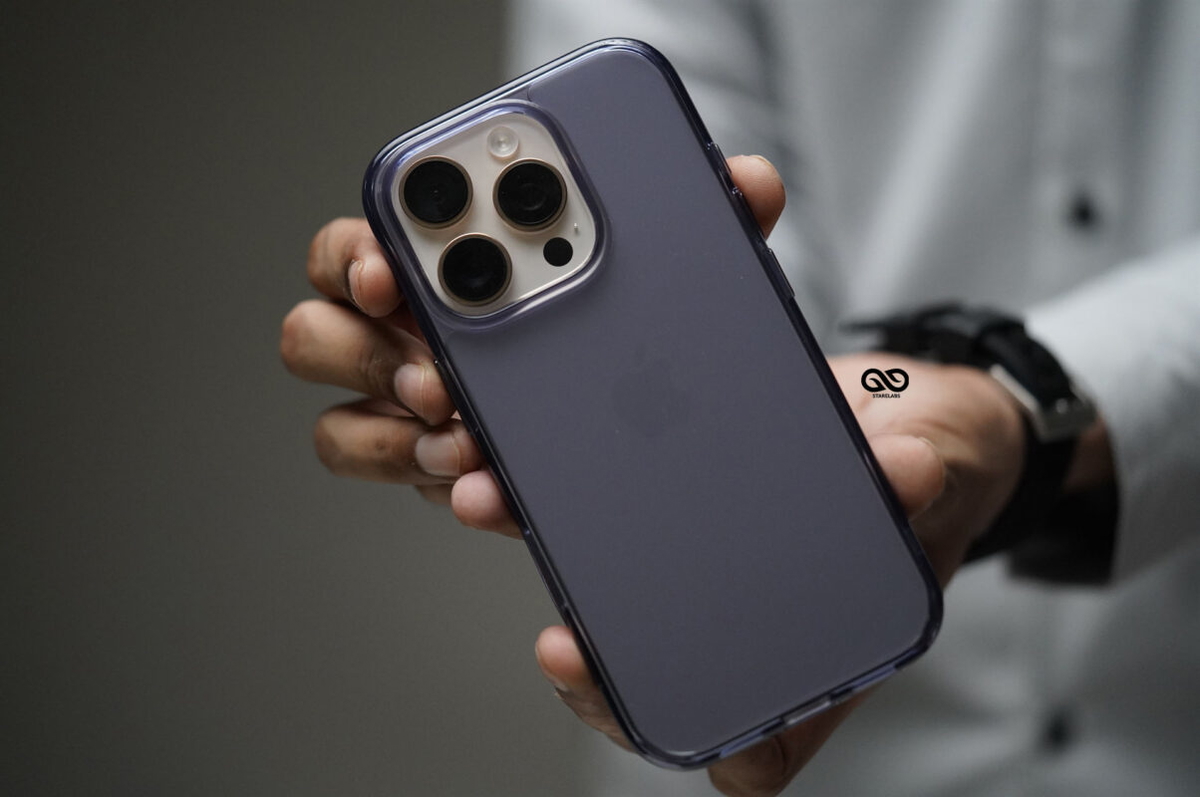 Translucent Sleek Hard Case For iPhone 16/16Plus/16Pro/16ProMax