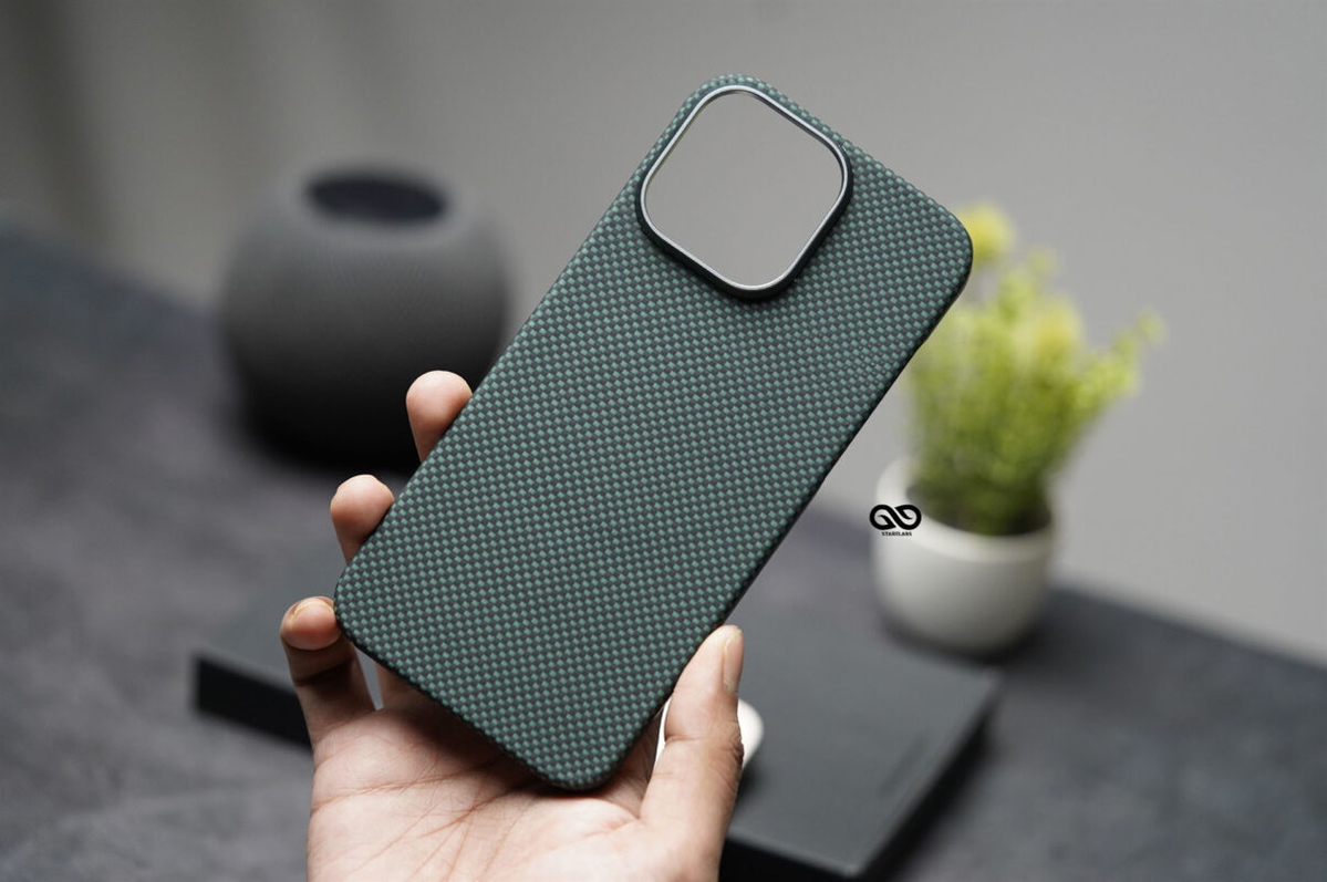 Magsafe Polar Green Real Aramid Carbon Fiber Case For iPhone 16 Pro Max