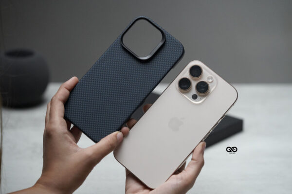 Magsafe Polar Blue Real Aramid Carbon Fiber Case For iPhone 16 Pro