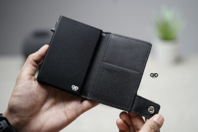 Classic Slim Vegan leather Minimalistic Pop Up Card and Cash Holder