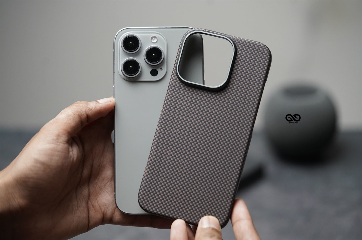 Magsafe Polar Desert Real Aramid Carbon Fiber Case For iPhone 16 Pro 2 Magsafe Polar Desert Real Aramid Carbon Fiber Case For iPhone 16 Pro - Image 2