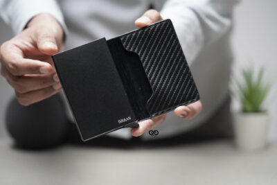 Personalized Slim Carbon Fiber Leather Card Holder with Single Slot Wallet