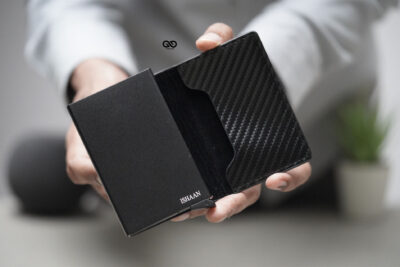 Personalized Slim Carbon Fiber Leather Card Holder with Single Slot Wallet