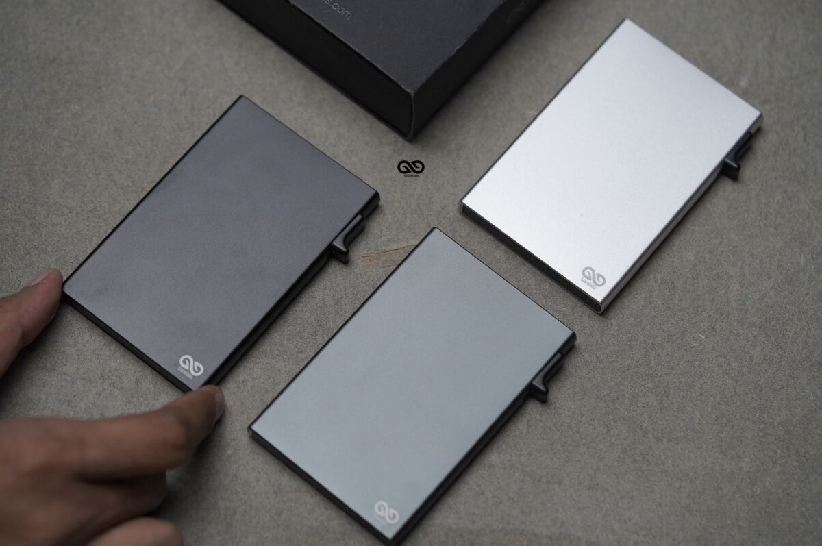 Pop Up Credit Card Holder