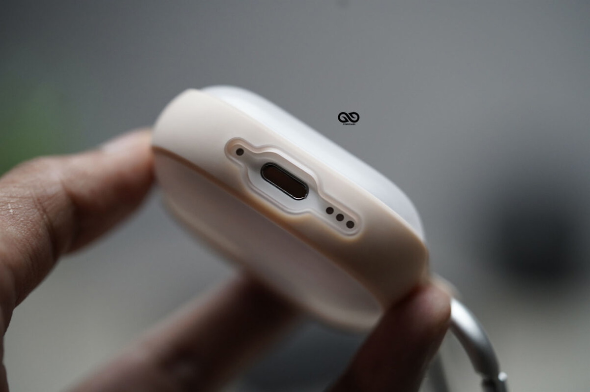 Sand Pink Slim Matte AirPods Case For AirPods 4