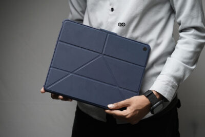 iPad Pro 13 inch (M5/M4 Chip 2024) Blue Bumper leather Case with transparent back and camera shutter