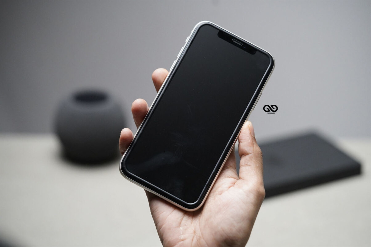 Matte Full Screen Tough Edge Tempered Glass Case For iPhone 11/XR