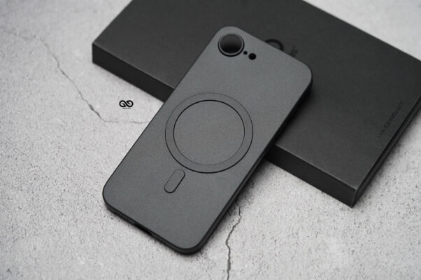 Dark Black Magsafe Ultra Thin Case For iPhone 17e