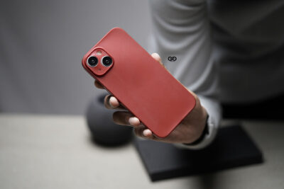 Red Ultra Thin Case for iPhone 14